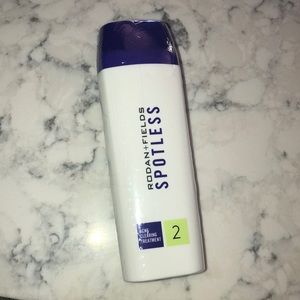 ☀️ Rodan and Fields Spotless ☀️
